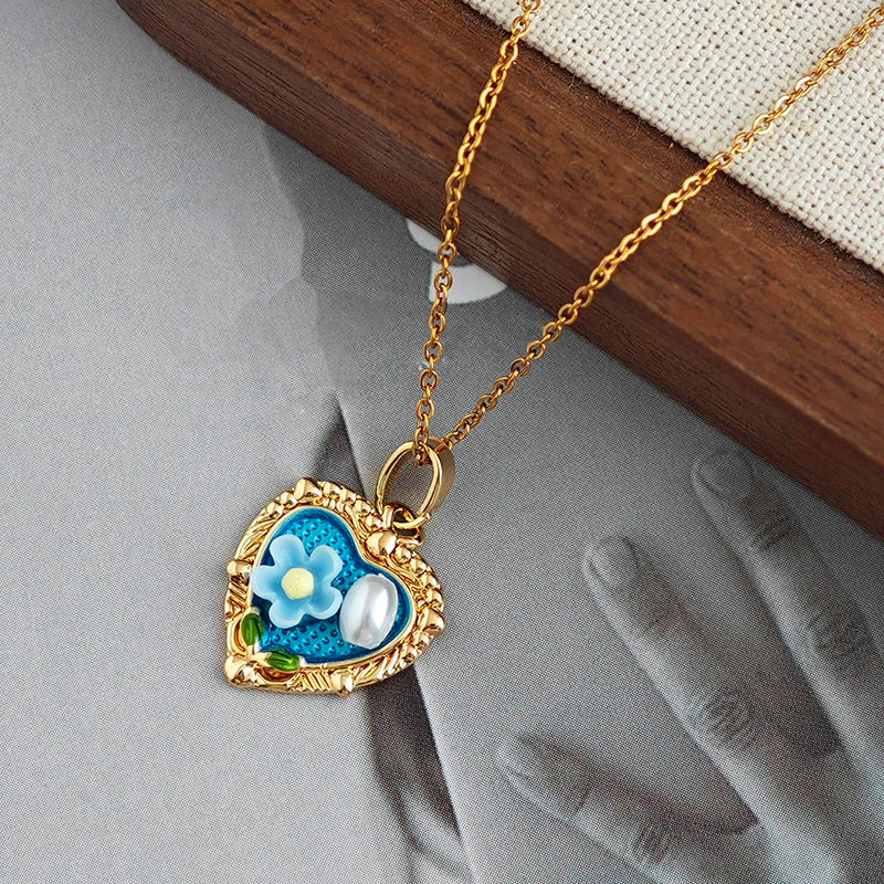 ANENJERY 316L Stainless Steel Irregular Pendant Flower Butterfly Heart Necklace For Women Romantic Niche Jewelry Gifts Wholesale