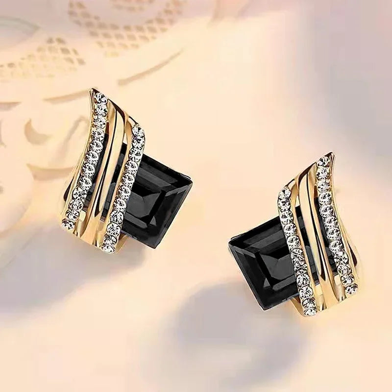 Unique Square Black Stone Stud Earrings for Women Special-interested Ear Accessories Daily Wear Party Statement Jewelry