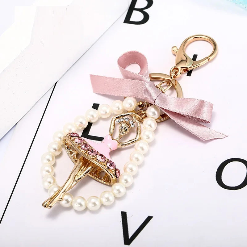 Luxury CC Eiffel Tower Car Key Chains Women Bag Handbag Pendants Plush Keychain Gift Jewelry