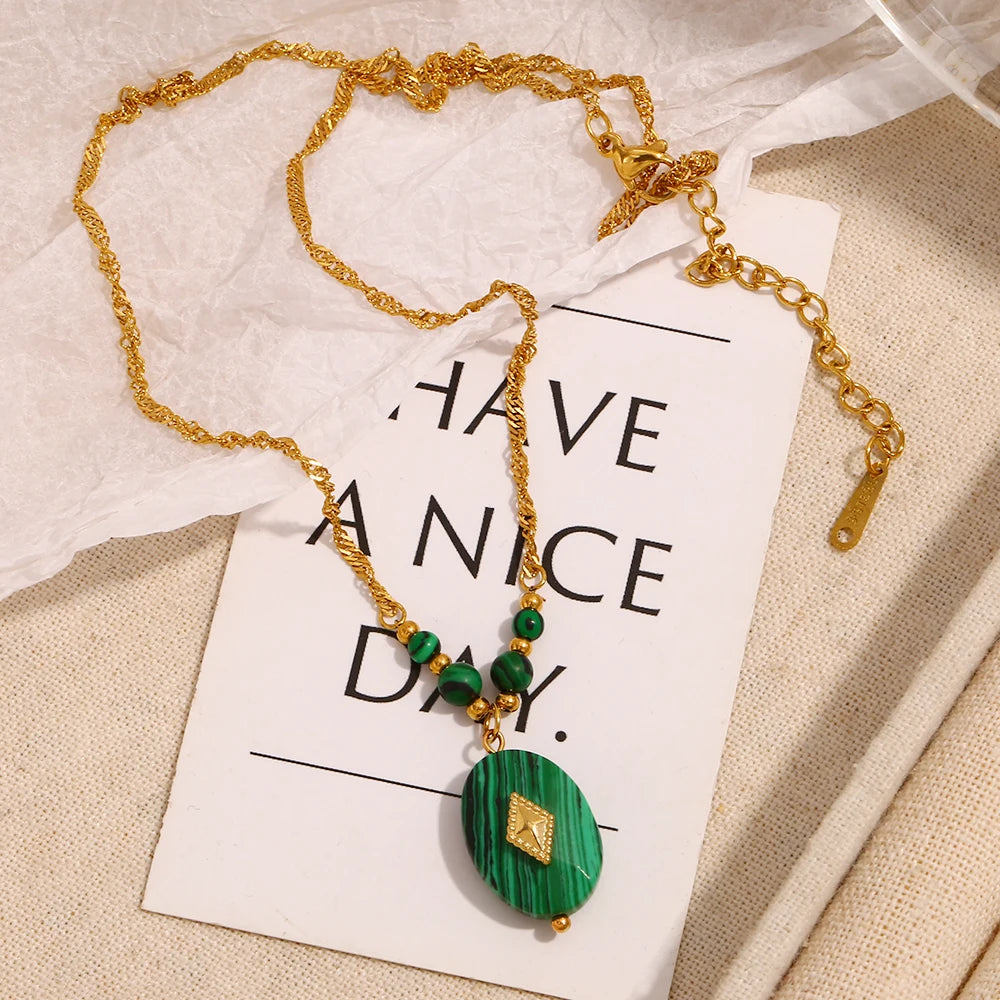 E.B.belle Acrylic Green Color Rhombus Star Pendant Necklace 18K Gold Plated Stainless Steel Women Fashion Jewelry