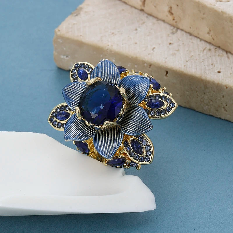Luxury Blue Red Cubic Zirconia Floral Statement Ring Two-Tone Color Ring Elegant Cocktail Ring For Women Party Wedding Jewelry