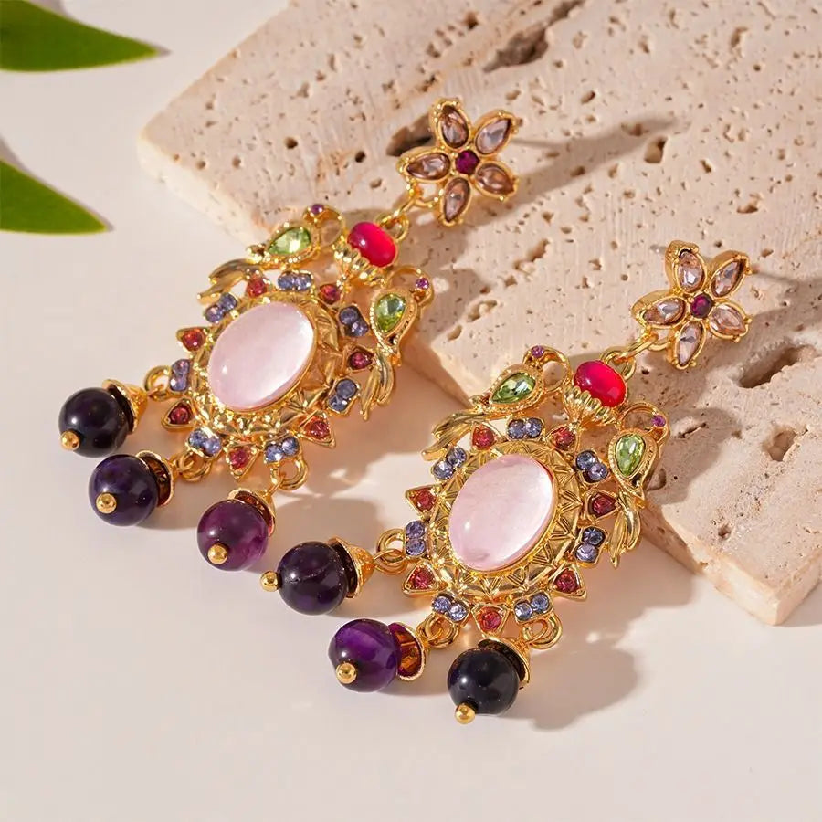 Vintage Palace Style Pendant Earrings, Floral Portrait Tassel Earrings, Light Luxury High-End Earrings, Vacation Earrings