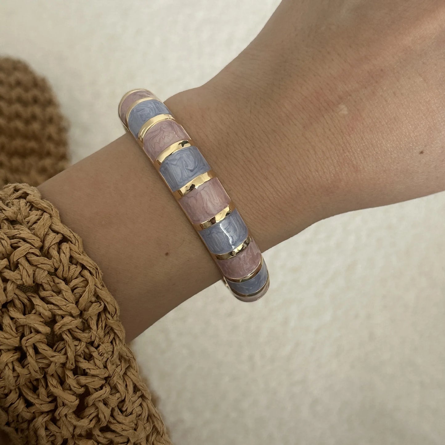 KMVEXO Vintage Imitation Enamel Dripping Oil Irregular Wave Cuff Bangles Punk Exaggerated Geometric Bracelet Women Men Jewelry