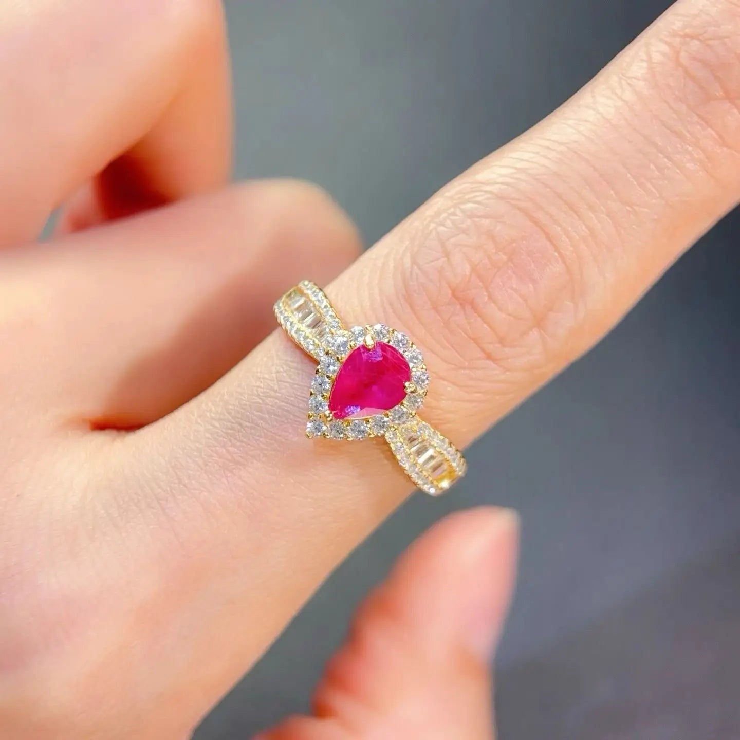 925 Silver Natural Ruby Ring With Certificate 5*7mm Pear Shape Red Gemstone Halo Split Shank Statement Ring For Women Daily Wear