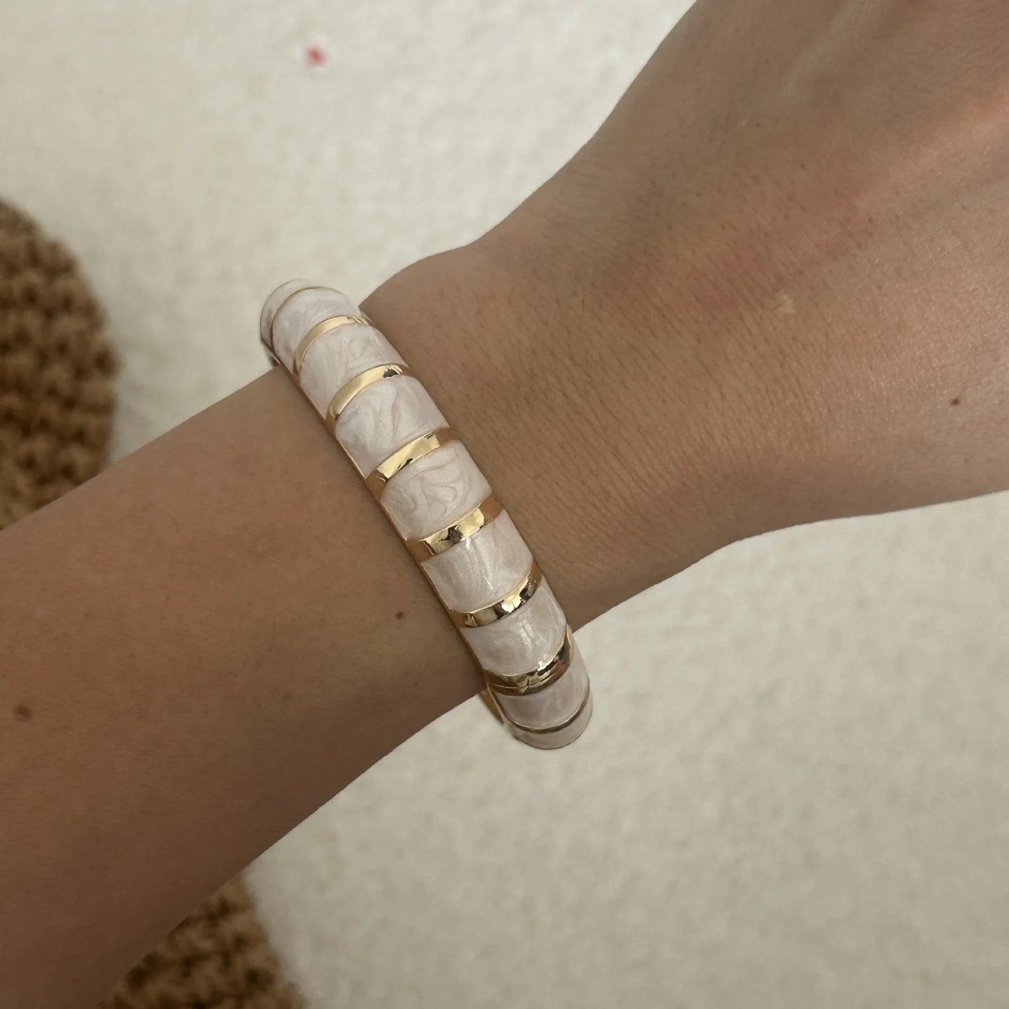 KMVEXO Vintage Imitation Enamel Dripping Oil Irregular Wave Cuff Bangles Punk Exaggerated Geometric Bracelet Women Men Jewelry