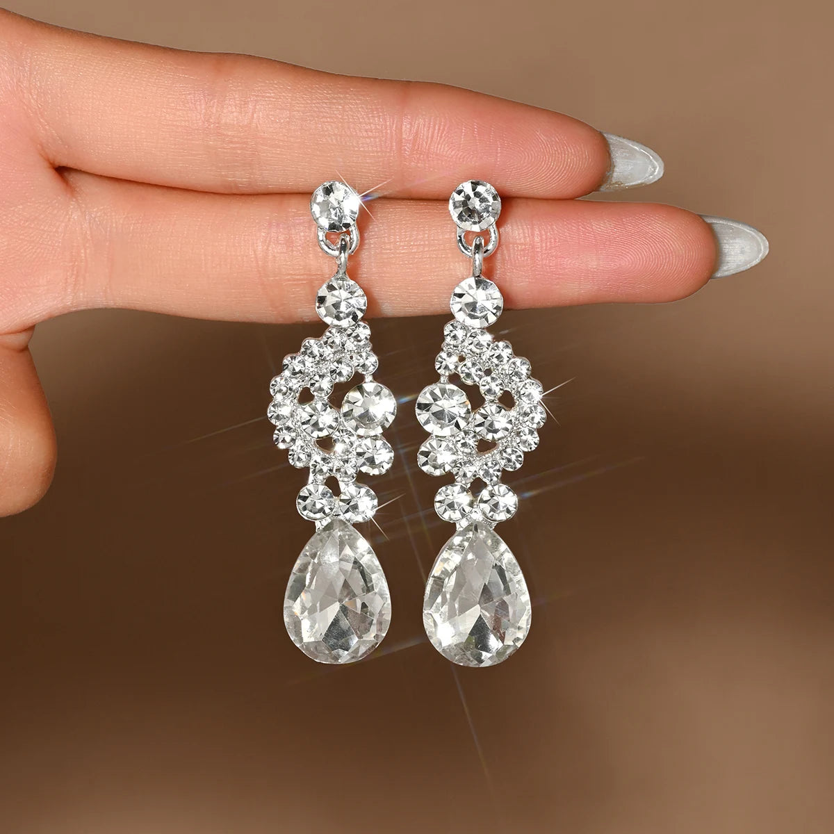 European and American Diamond Studded Flower Water Drop Atmospheric Earrings Fashion Personalized Design Earrings Luxury Exquis