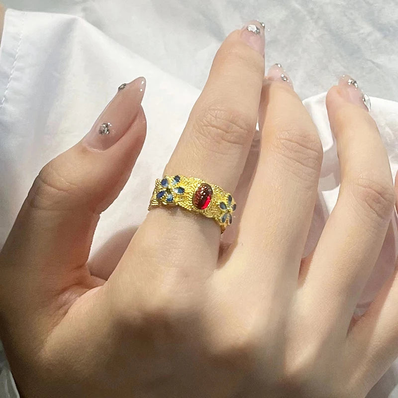 Huitan Elegant Women Opening Ring Gold Color Inlaid Shining Red Oval CZ Delicate Wedding Engagement Trendy Accessories Jewelry