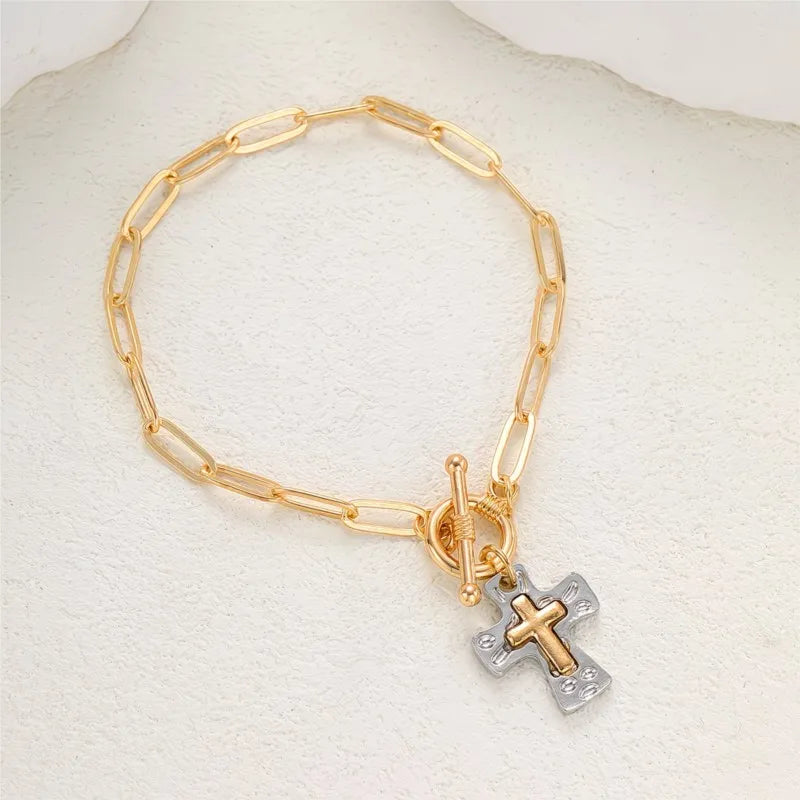 Golden Retro Style Cross Bracelet for Women Two-Color Hammered Pendant OT Buckle Chain Jewelry Gift