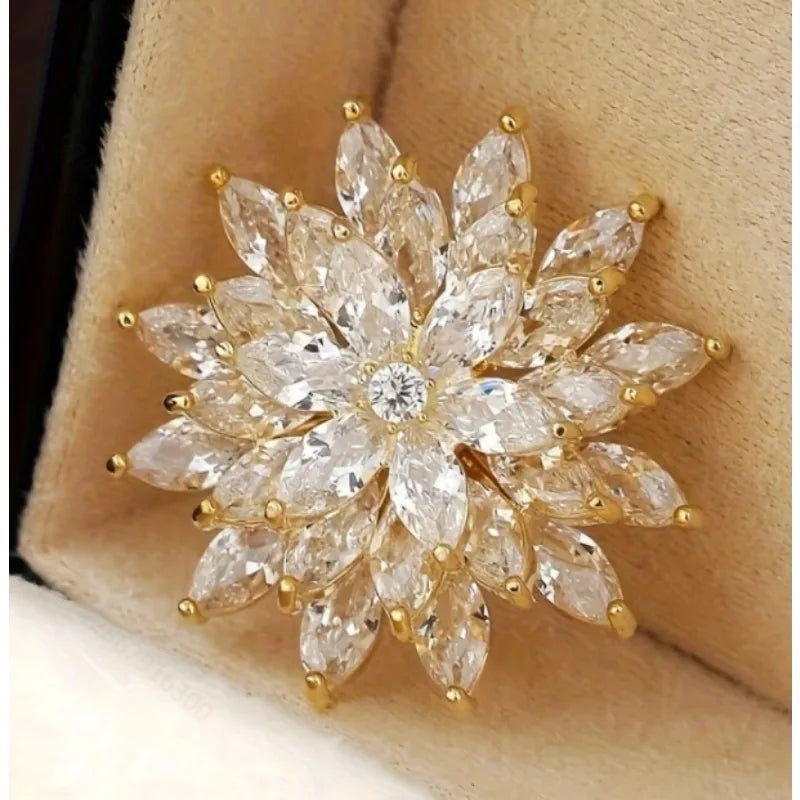 1PC Temperament Elegant Snowflake Brooch Women Exquisite Coat Pins Wedding Engagement Fashion Corsage Jewelry Accessories