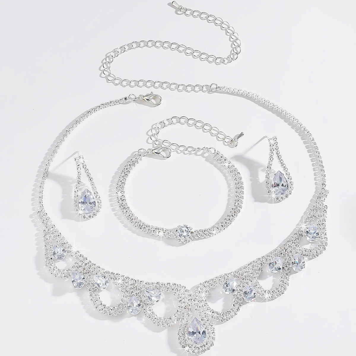 Vintage Palace Elegant Style Necklace, Earrings, Bracelet, 3-Piece Set, Bridal Style, Temperament Accessories