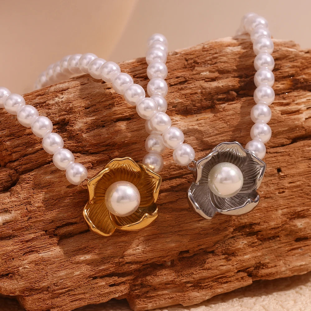 E.B.belle Imitation Pearl Flower Pendant Necklace Hypoallergenic 316L Stainless Steel Accessories 18K Gold Plated Gift