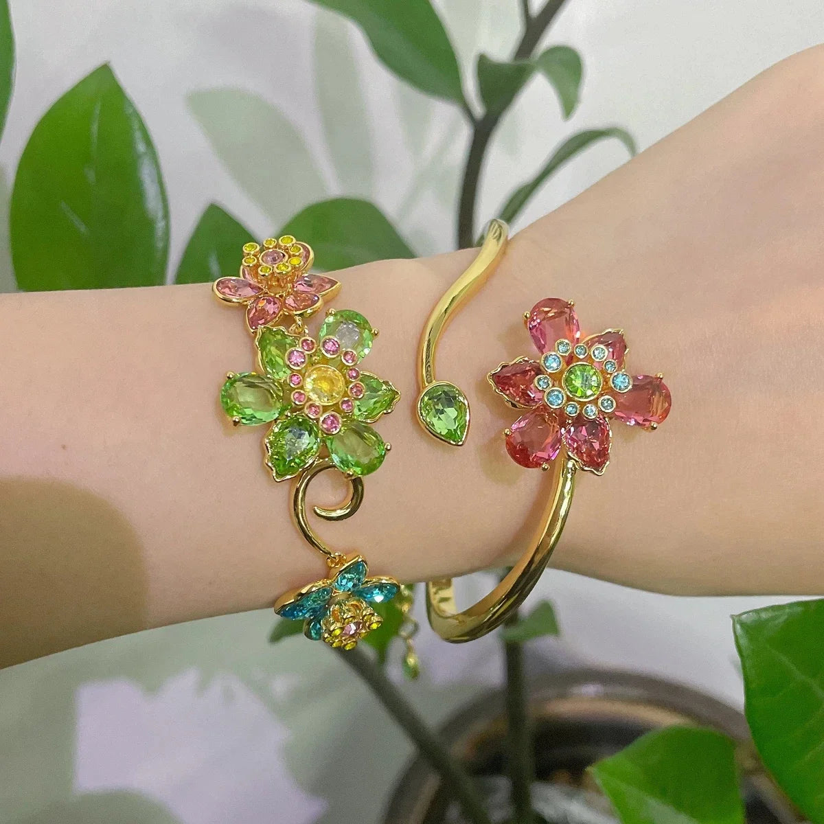 2026 New Trend Original Luxury Crystal Set Charm Yellow Pink Blue Flower Crystal Pendant Fashion Necklace Earring Gift for Women