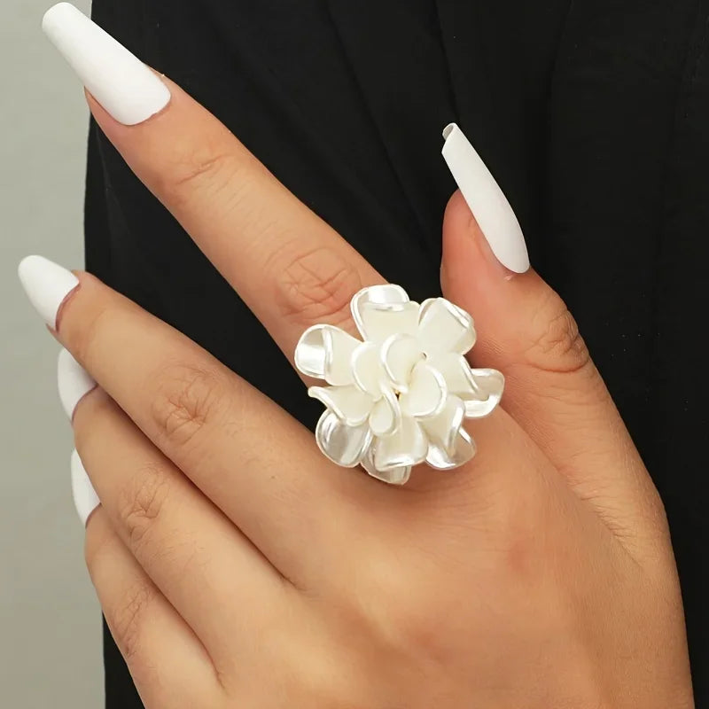 Elegant Boho Style Flower Open Ring Fashion Temperament Camellia Floral Design Versatile Daily Wear & Gift Ring for Women