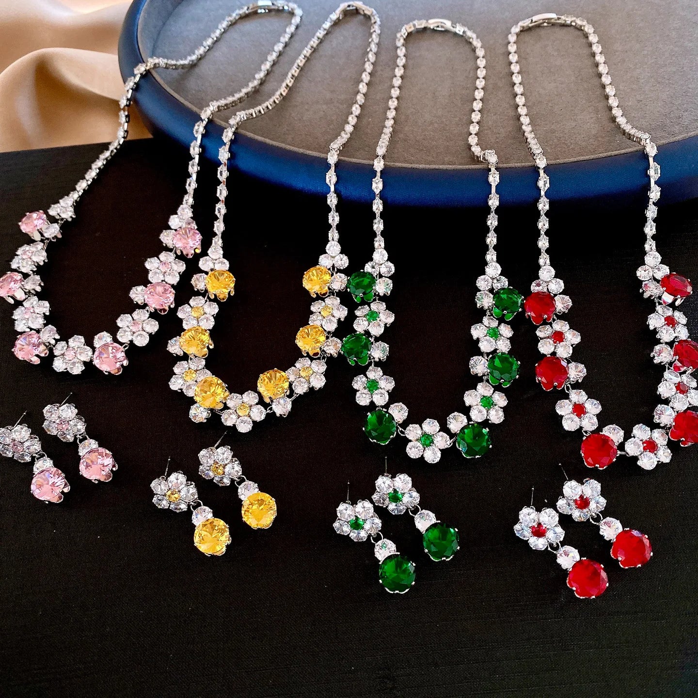 2 Pcs Reteo Flower Rhinestones Chokers Necklaces for Gathering Bling Color-block Dangle Earrings Banquet Anniversary Set H