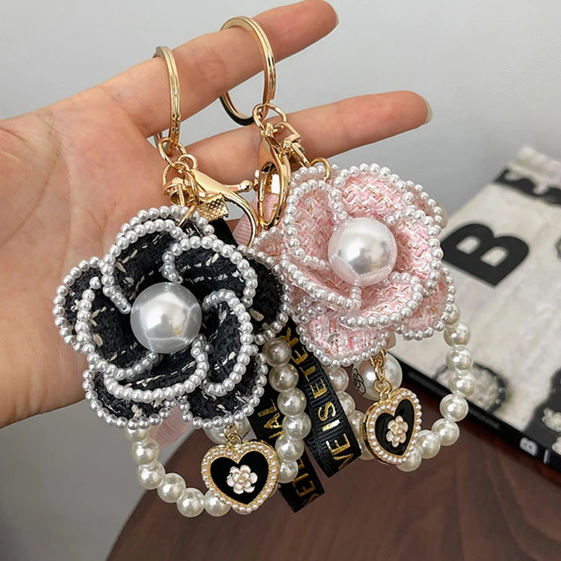 Fashion Boutique Jewelry Pearl Chain Handmade Camellia Flower Keychain Car Key Ring Bag Pendant Accessories Women Keyring Gift