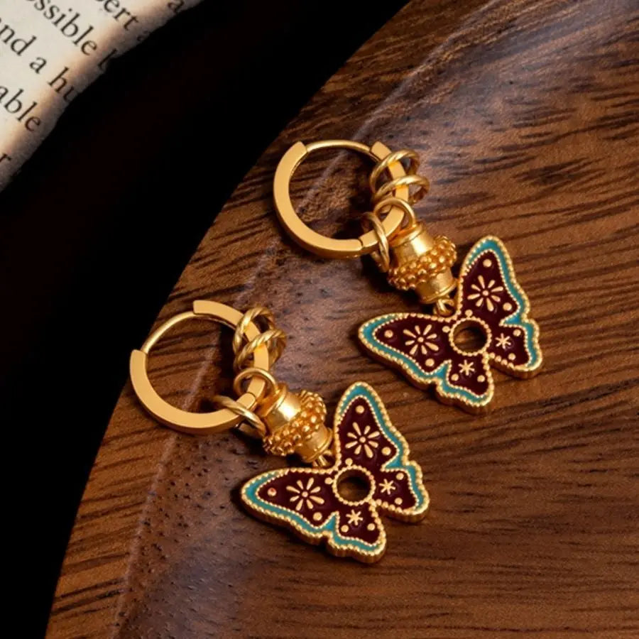 Vintage Butterfly Shaped Earrings, Exquisite and Compact, Vintage Cute Short Style Ins, New Chinese Style Earrings, Give as a Gi