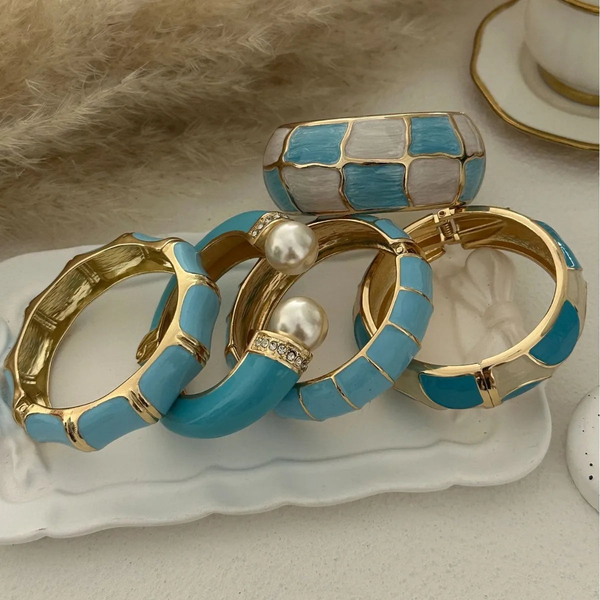 KMVEXO Punk Blue White Dripping Oil Zinc Alloy Enamel Bangles Geometric Wide Cuff Spring Bangle Bracelets For Women Jewelry