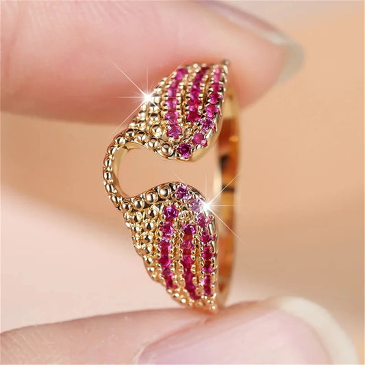 Trendy Crystal Rose Red Zircon Stone Vintage Gold Color Wedding Bands Engagement Rings For Women Men Minimalist Jewelry