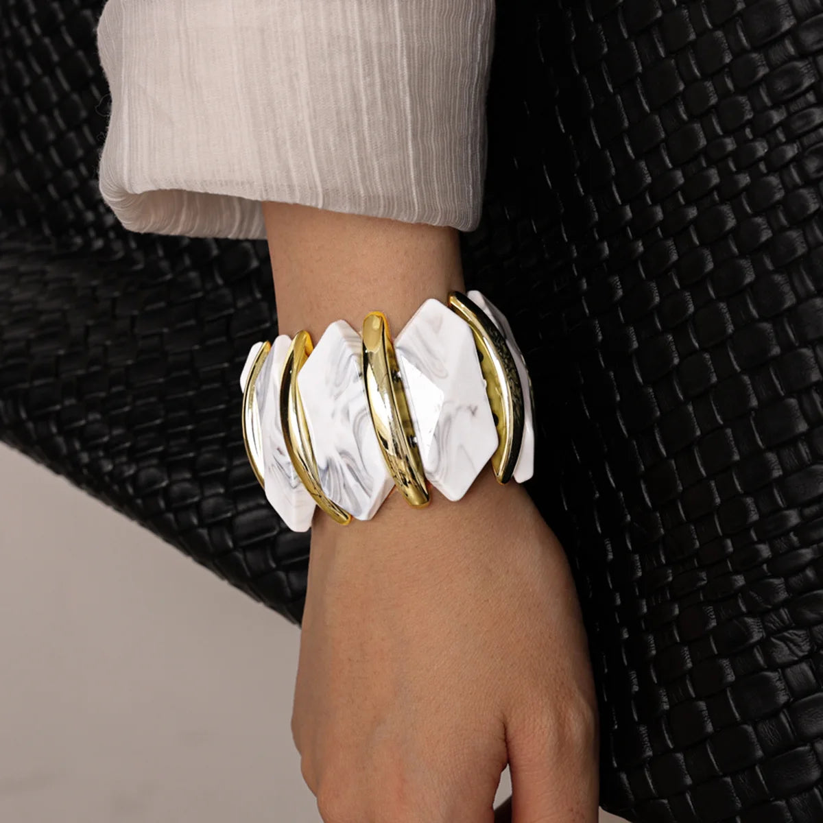 KMVEXO 10 Colors Smudging Bangle Geometric Wide Elastic Chunky Bracelets for Women Men Personality Acrylic Bracelet Hand Jewelry