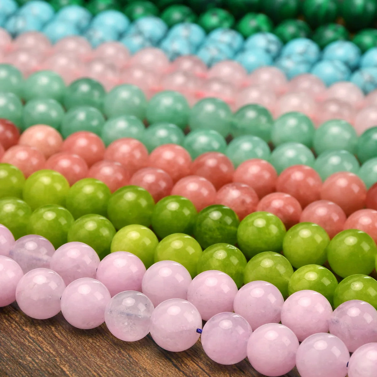 Summer Bohemia Colorful Natural Stone 10mm Bead Necklace Handmade Glass Beading Collar Choker for Women Girls Trend Jewelry Gift
