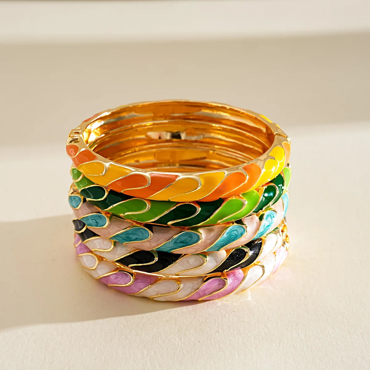 KMVEXO Elegant Irregular Enamel Dropped Glaze Open Bangles for Woman Bohemia Trend Metal Bracelet Vintage Jewelry Gift
