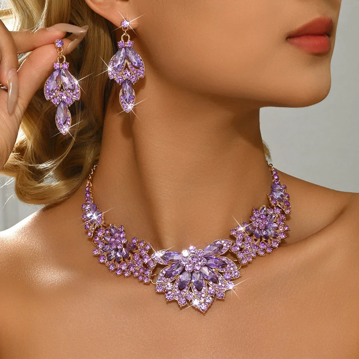 Vintage Crystal Flower Necklace Earrings Jewelry Set for Women Party Wedding Holiday Wear Casual Style All Seasons