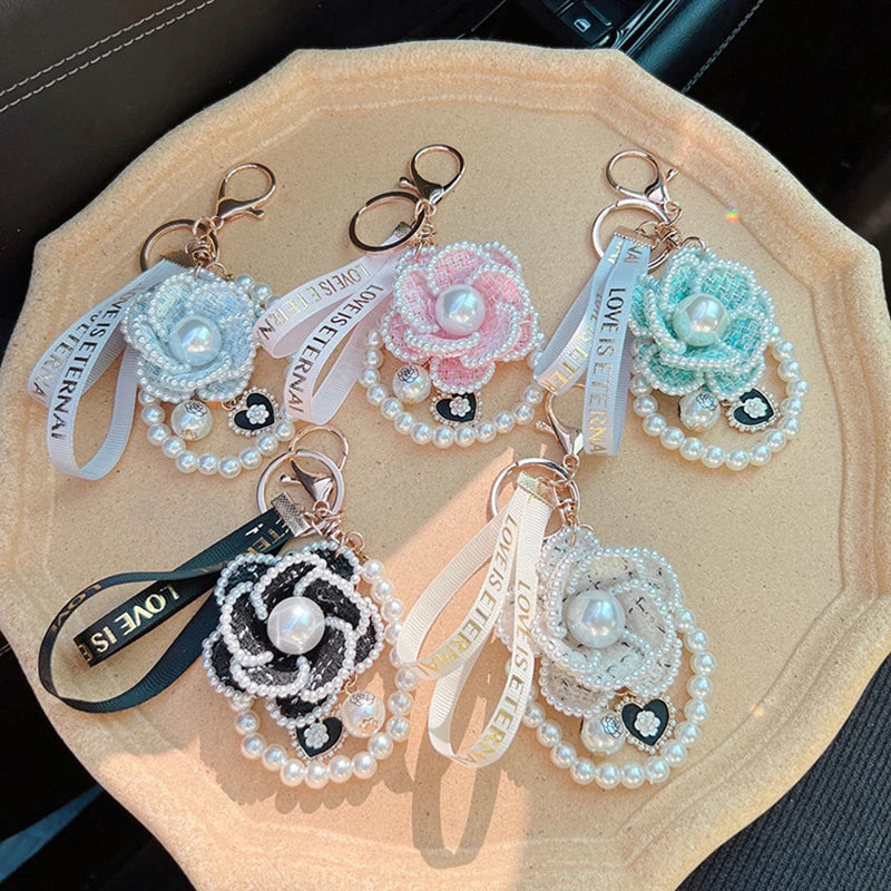 Fashion Boutique Jewelry Pearl Chain Handmade Camellia Flower Keychain Car Key Ring Bag Pendant Accessories Women Keyring Gift