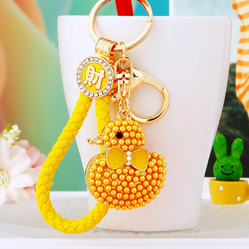 Creative rhinestone cute big yellow duck car keychain women's bag pendant metal key chain ring festival gift wholesale