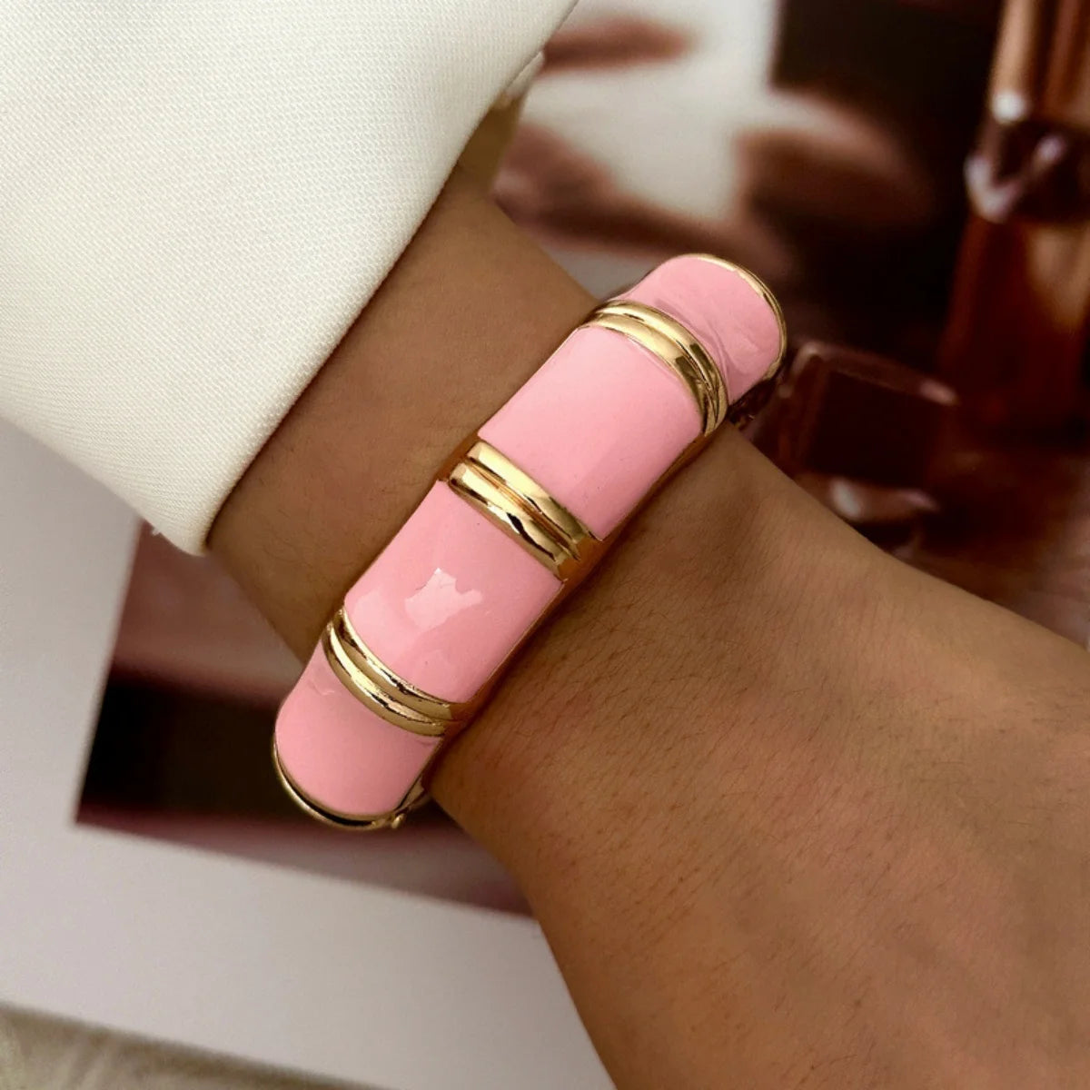 KMVEXO Sweet Pink Enamel Dripping Oil Metal Bangles for Women Bracelet Personality Trendy Temperament Charm Bracelets Jewelry ﻿