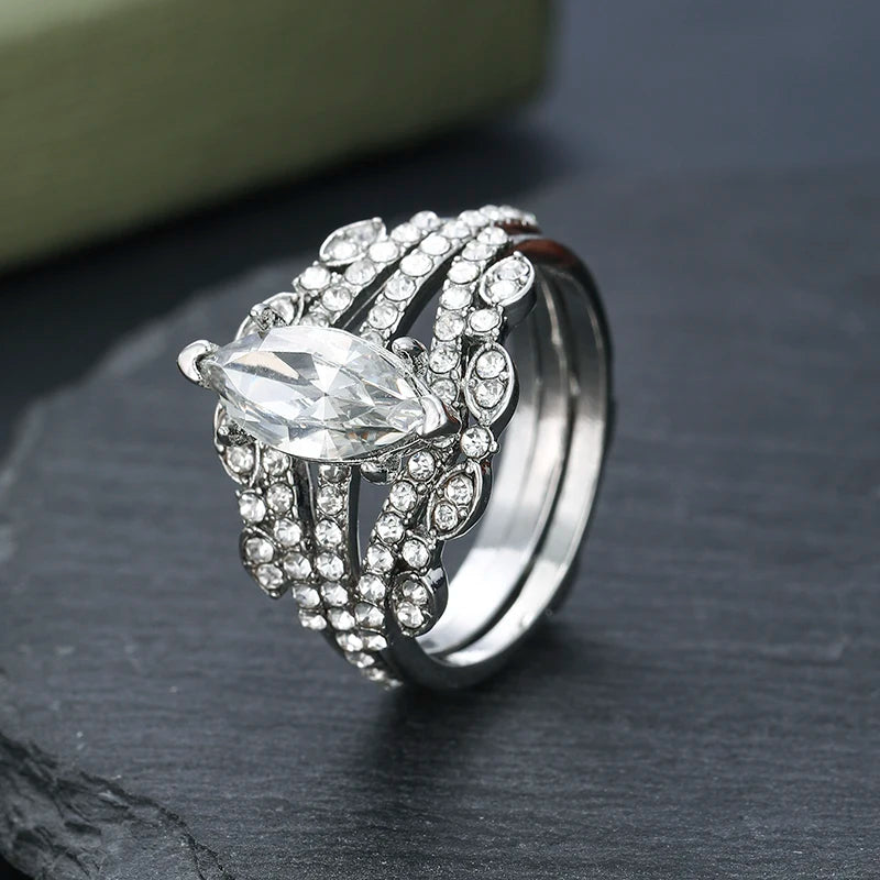Gorgeous Women Set Ring Inlaid Brilliant Marquise Cubic Zirconia Fashion Accessories for Lady Wedding Party Versatile Jewelry