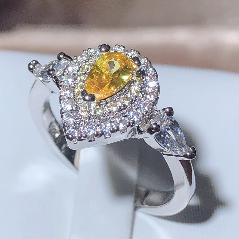 Classic Water Drop Yellow Zirconia Full Diamond Sparkle Ring Women Party Wedding 925 Stamp Fashion Jewelry Ladies Gift