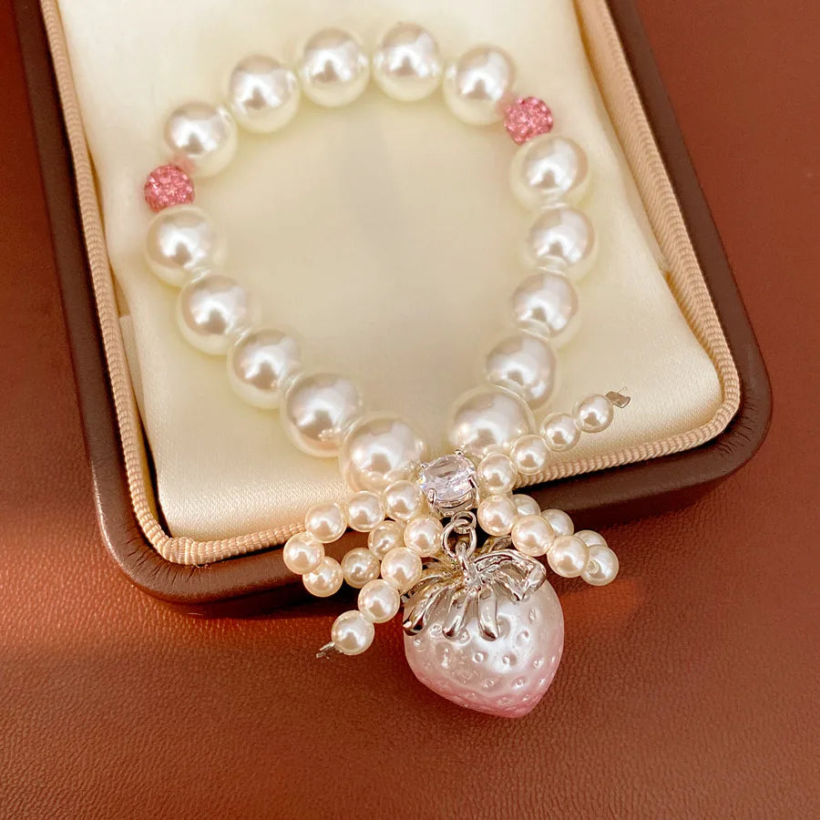 Zircon Beaded Bow Resin Strawberry Pearl Bracelets Light Luxury High Grade Bangle for Women Sweet Elegant Hand Jewelry