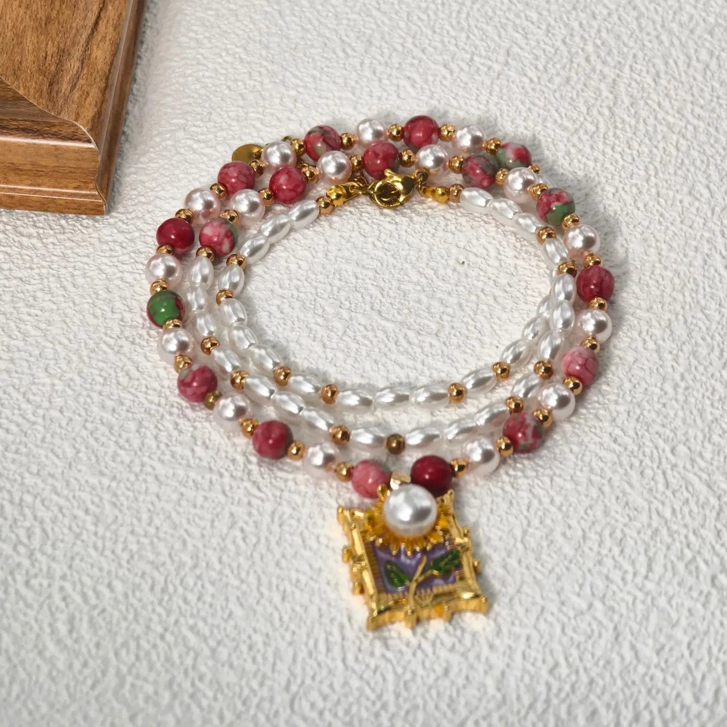 Original pink natural round stone bead necklace, fashionable and high-end, colorful double-layer stacked bead collarbone chain g