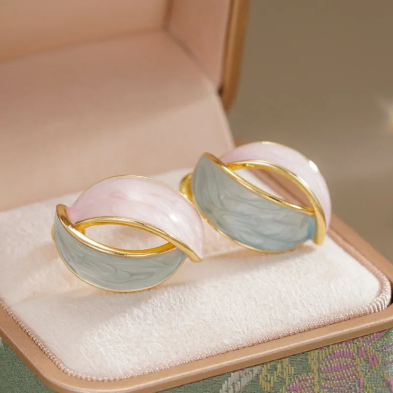 Elegant Wave Design Lady Stud Earring Fresh Style with Pink/Mint Green Enamel Aesthetic Party Accessories Wedding Trendy Jewelry