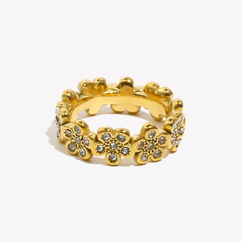 E.B.belle Flower Micro Inlaid Small Daisy Ring Tarnish Free 316L Stainless Steel Jewelry 18K Gold Plated Decoration
