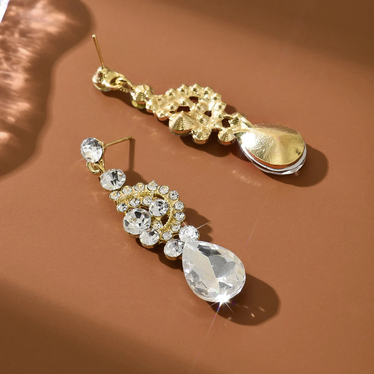 European and American Diamond Studded Flower Water Drop Atmospheric Earrings Fashion Personalized Design Earrings Luxury Exquis