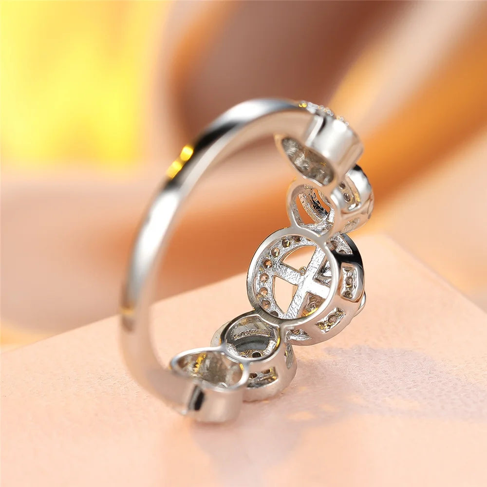 Cute Female White Zircon Round Stone Silver Color Wedding Jewelry Promise Engagement Flower Rings For Women