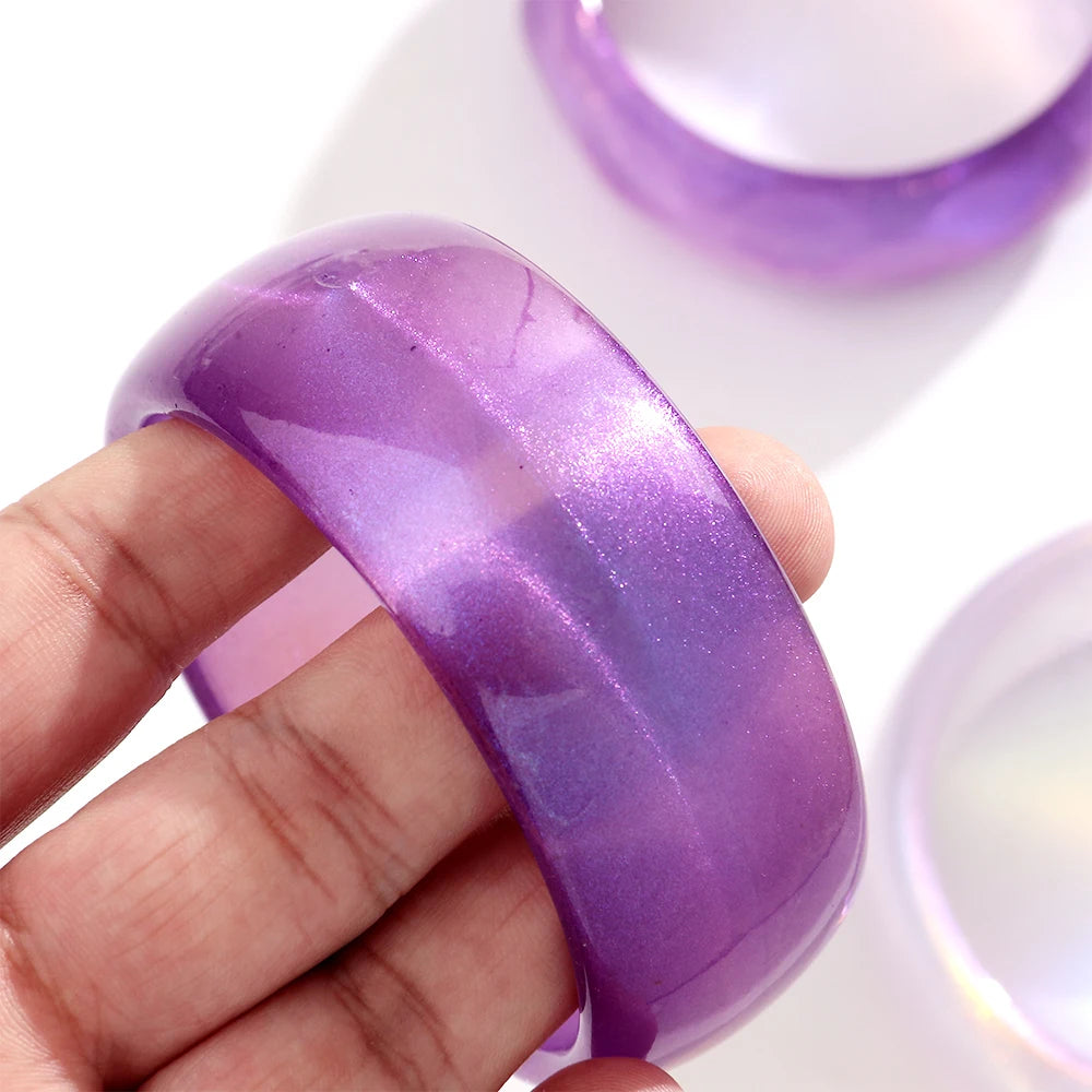 Trendy Resin Purple Wide Geometric Chunky Bangles for Women Fashion Acrylic Beaded Bangle Bracelets Party Jewelry Gifts