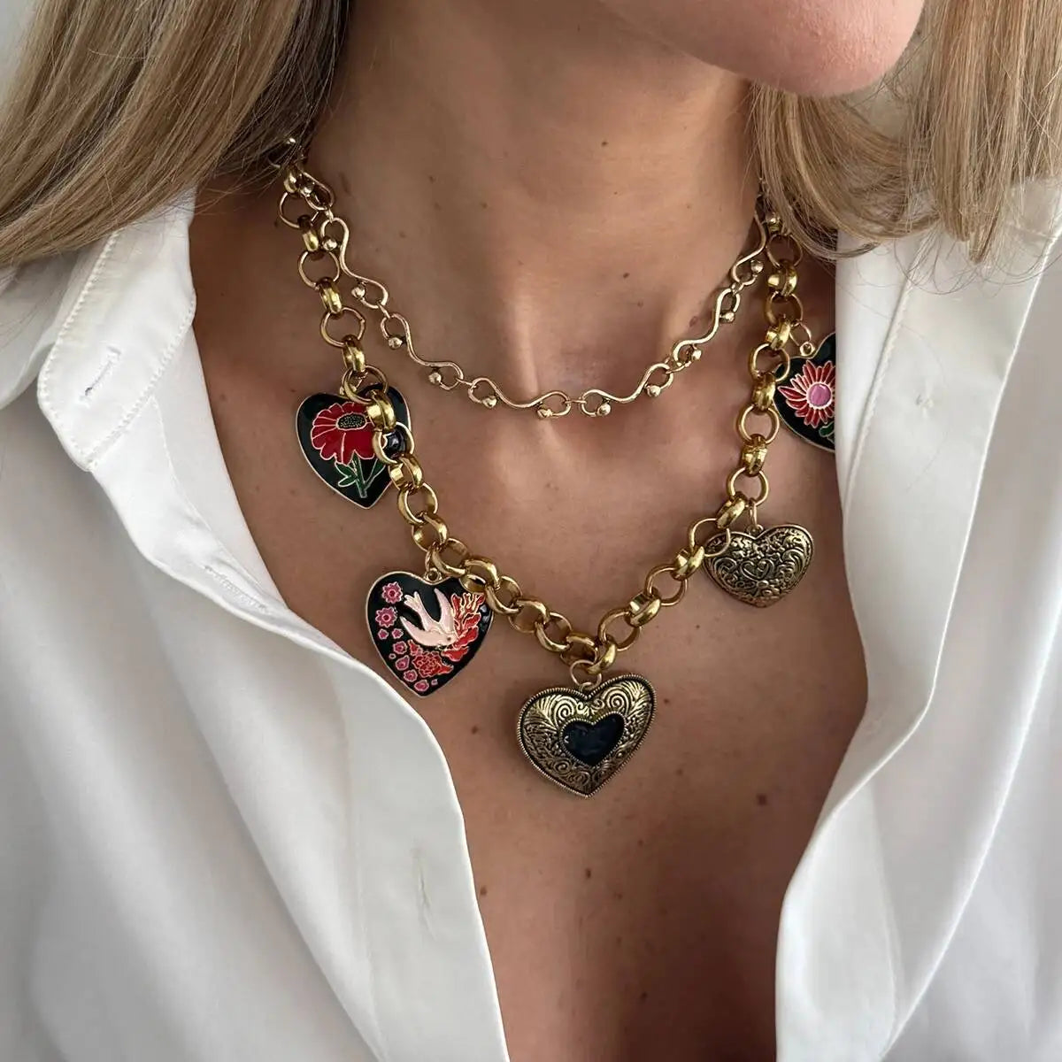 Lacteo Exaggerated Vintage Enamel Pattern Flower Big Love Heart Pendant Necklaces Women Creative Luxury Neck Accessories Jewelry