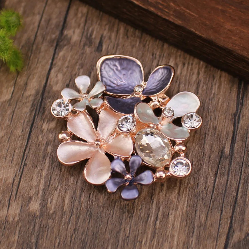 new color oil geometric flower diamond magnetic brooch, fashionable and high-end women's versatile brooch
