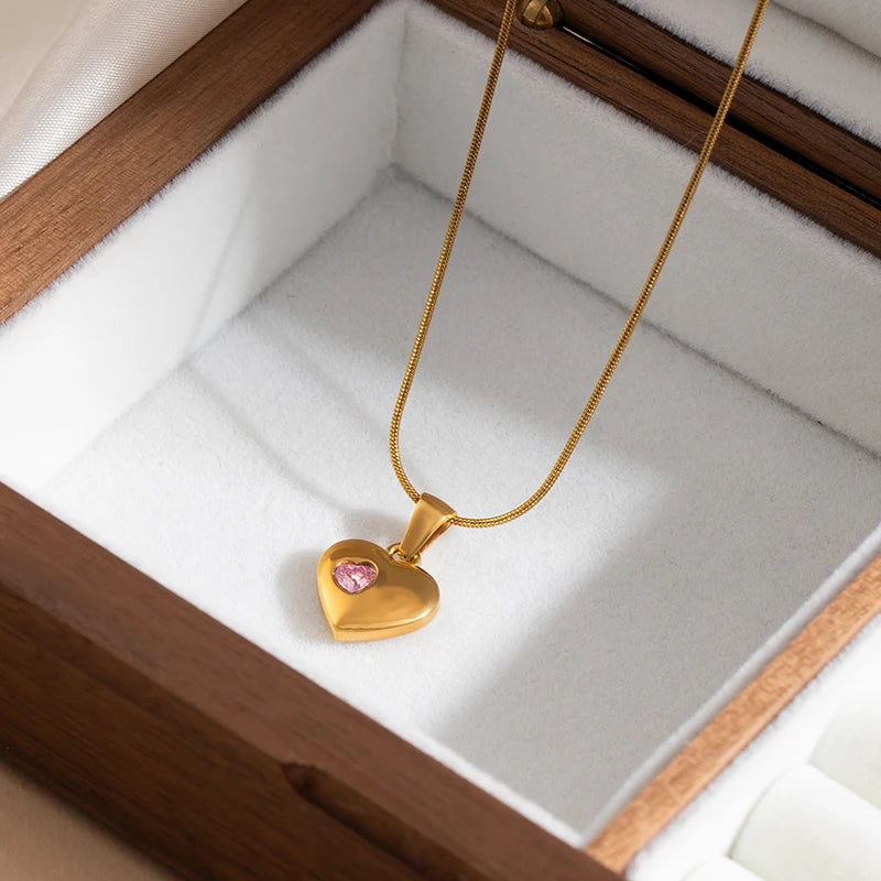 ANENJERY 316L Stainless Steel Heart Inlad Zircon Pendant Necklace For Women Simple Temperament Fashion Jewelry Gifts Wholesale