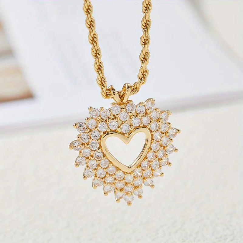 Romantic Fashion Exquisite Zircon Women's Pendant Necklace Hollowed Out Heart-shaped Party Birthday Holiday Valentine's Day gift