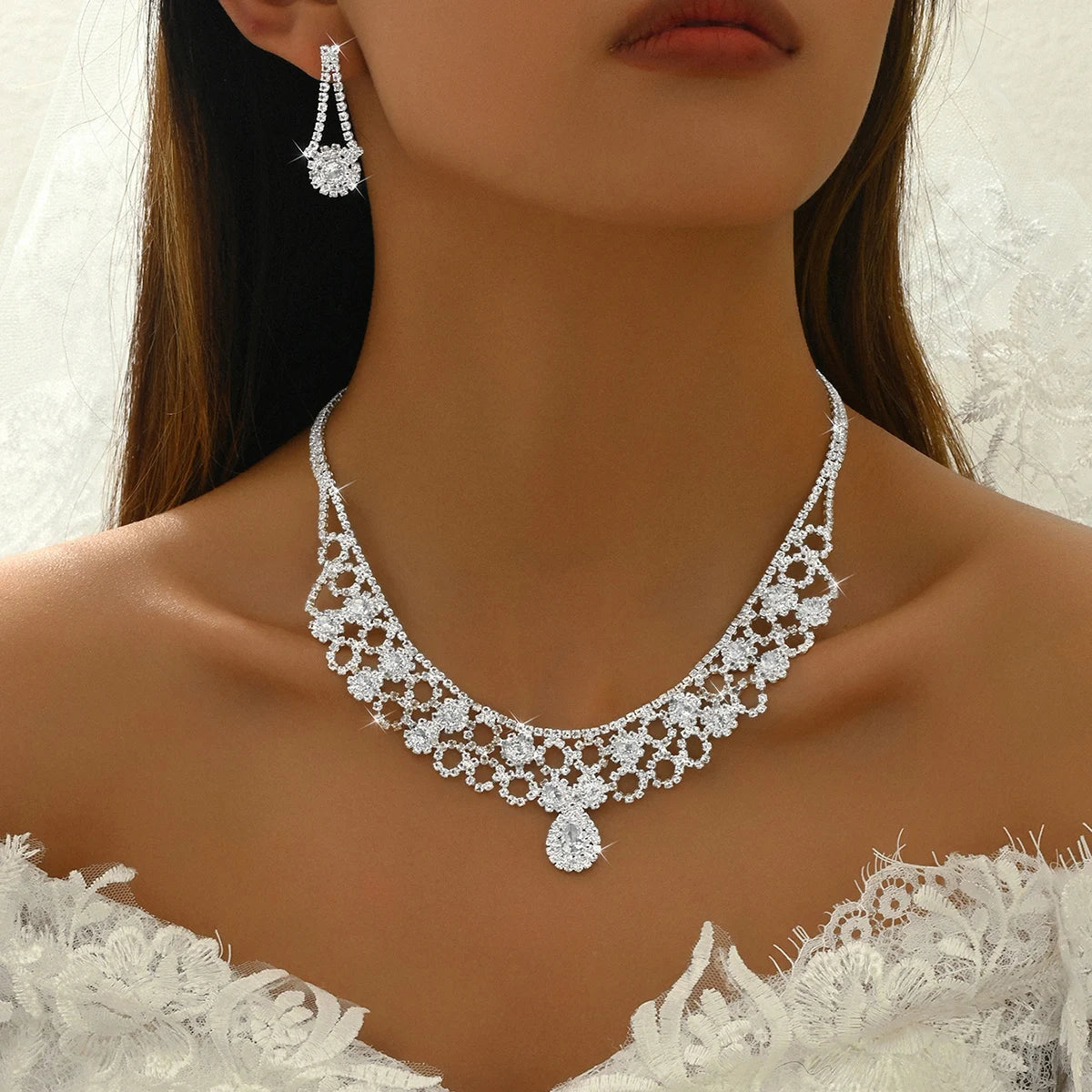 Fashionable and Exquisite Claw Chain Design Water Droplet Jewelry Set, Light Luxury Retro High-End Jewelry Set for Women