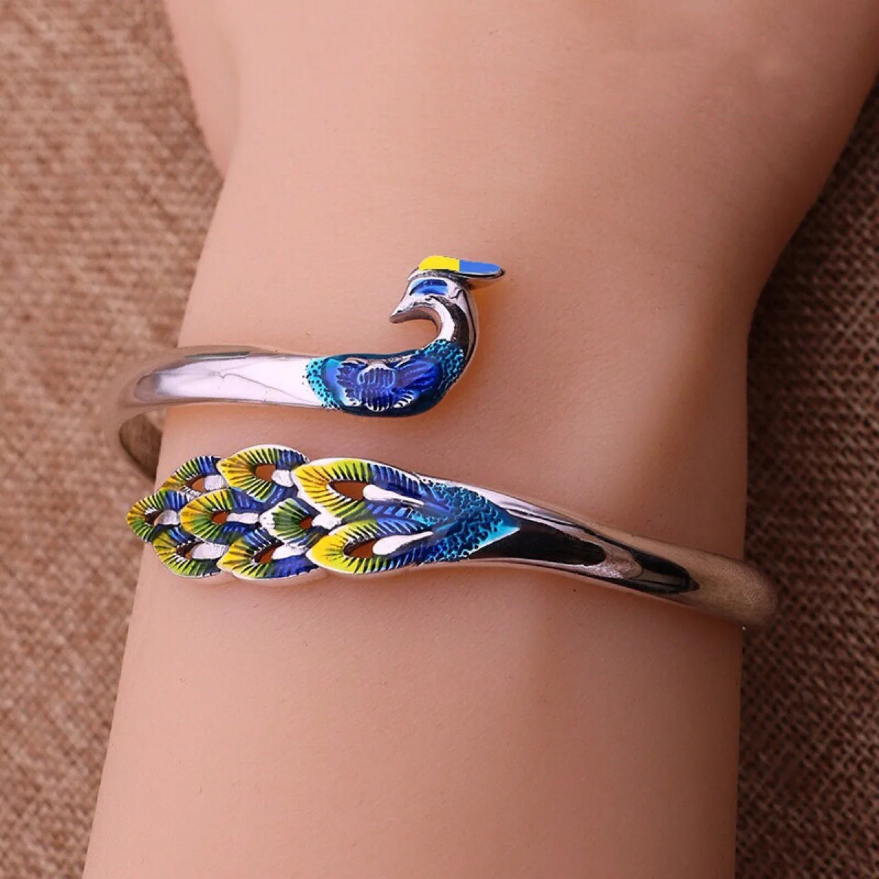 Fashion Exquisite Mermaid Tail Bracelets for Women Punk Hip Hop Rock Unique Personality Design Versatile Bracelet Jewelry Gift
