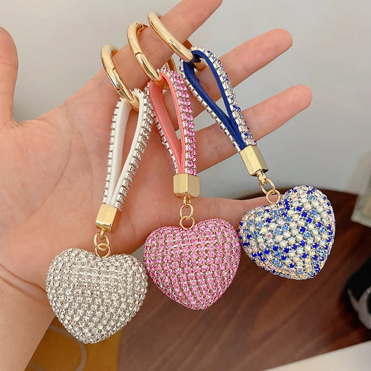 Full Crystals Anime Cartoon Keychain Wommen Bag Key Ring Hearts Bulldog Bears Souvenirs Gifts Брелоки