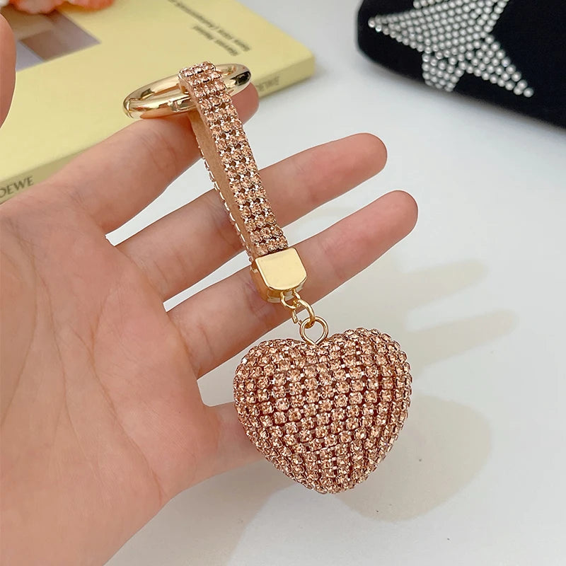 Full Crystals Anime Cartoon Keychain Wommen Bag Key Ring Hearts Bulldog Bears Souvenirs Gifts Брелоки
