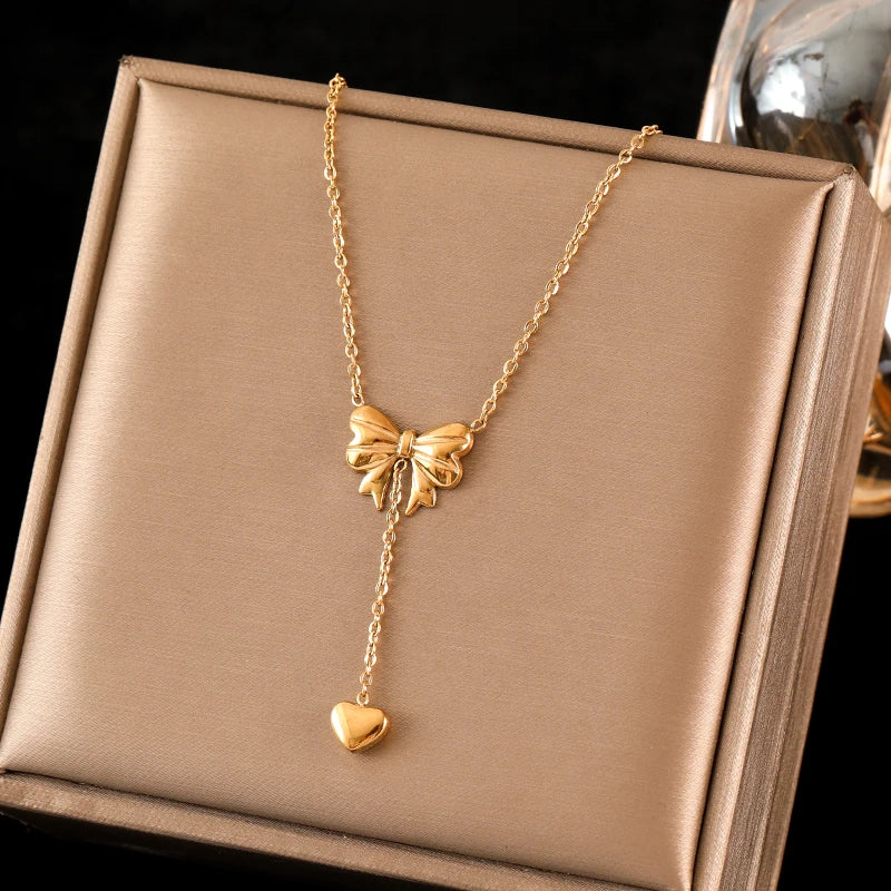 EILIECK 316L Stainless Steel Cute Little Flower Necklace For Women High Quality 18 K Gold-Plated Jewelry Geometric Choker Collar