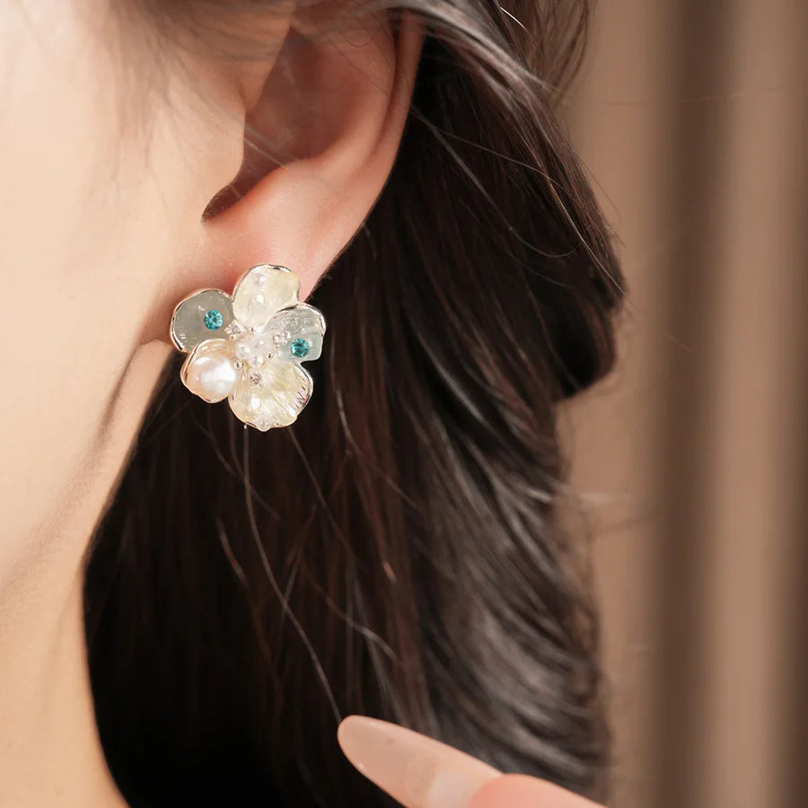 Iridescent Glass Beads Zircon Flower Stud Earrings Pastel Floral Imitation Pearl Earrings for Women Fairy Dating Daily Jewelry N