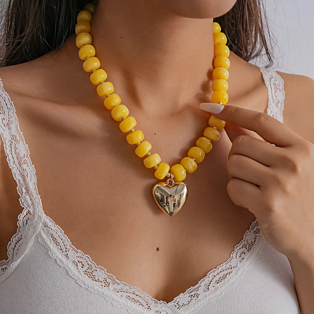 KMVEXO Bohemia Colorful Resin Beaded Heart Pendant Acrylic Necklaces for Women Aesthetic Y2K Fashion Choker Necklace Jewelry ﻿