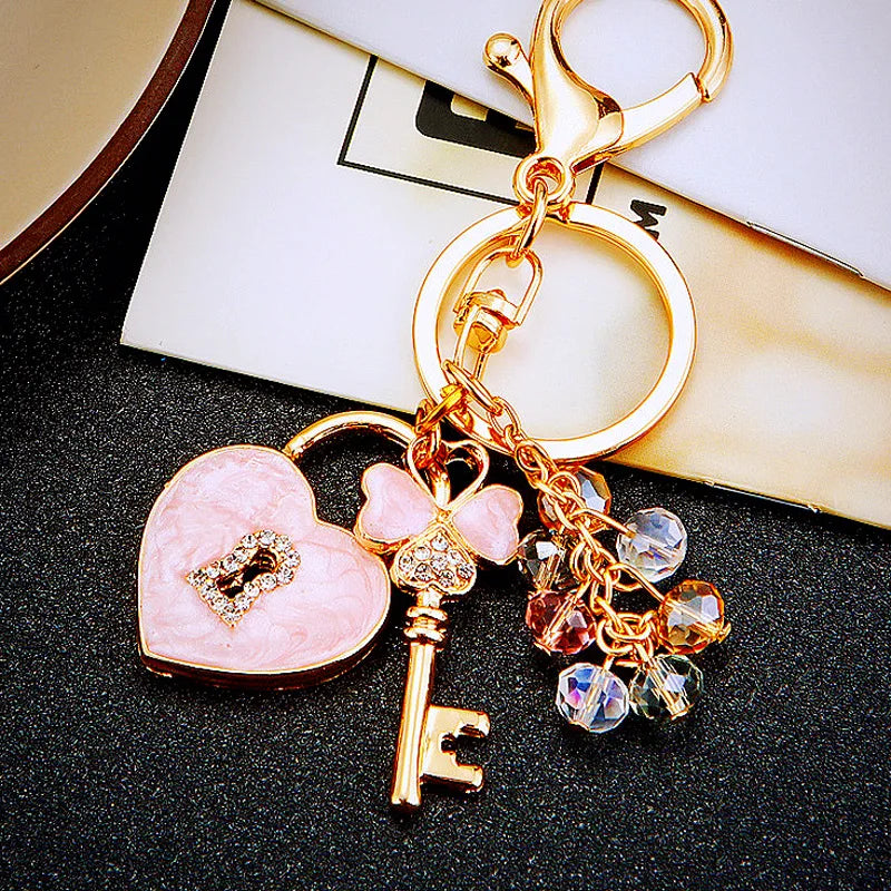 Luxury quality jewelry Clover Love Lock Car Key Chain key holder for keys Key ring accessories gift for girlfriend personalized